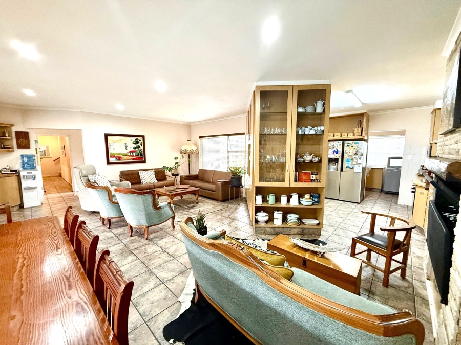 3 Bedroom Property for Sale in Tafelzicht Western Cape